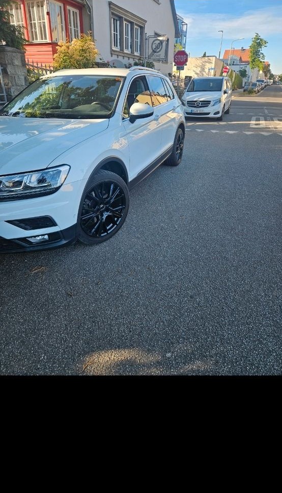 Volkswagen Tiguan 2.0 TDI SCR SOUND SOUND foto 2