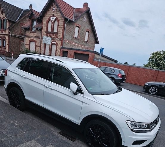 Volkswagen Tiguan 2.0 TDI SCR SOUND SOUND foto 4