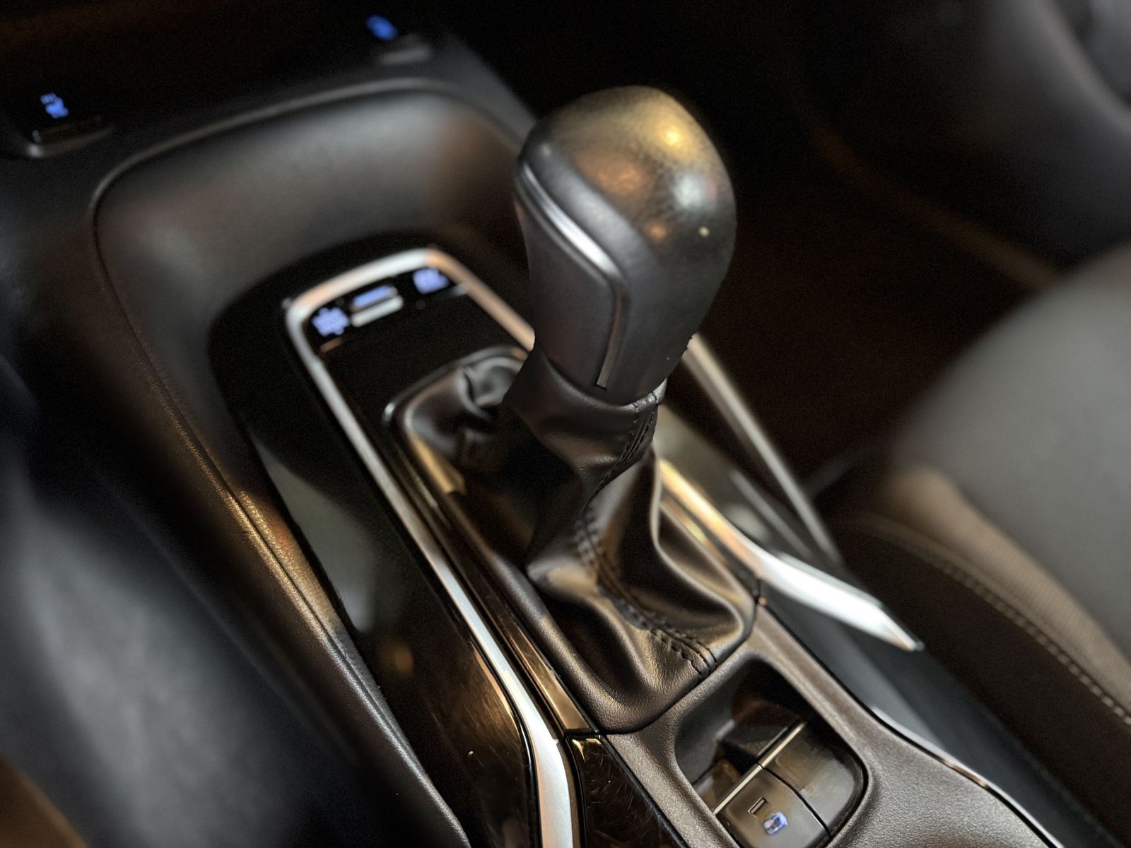 Toyota Corolla Hybrid 1.8 /Kamera / Lane / SHZ /Carplay foto 13