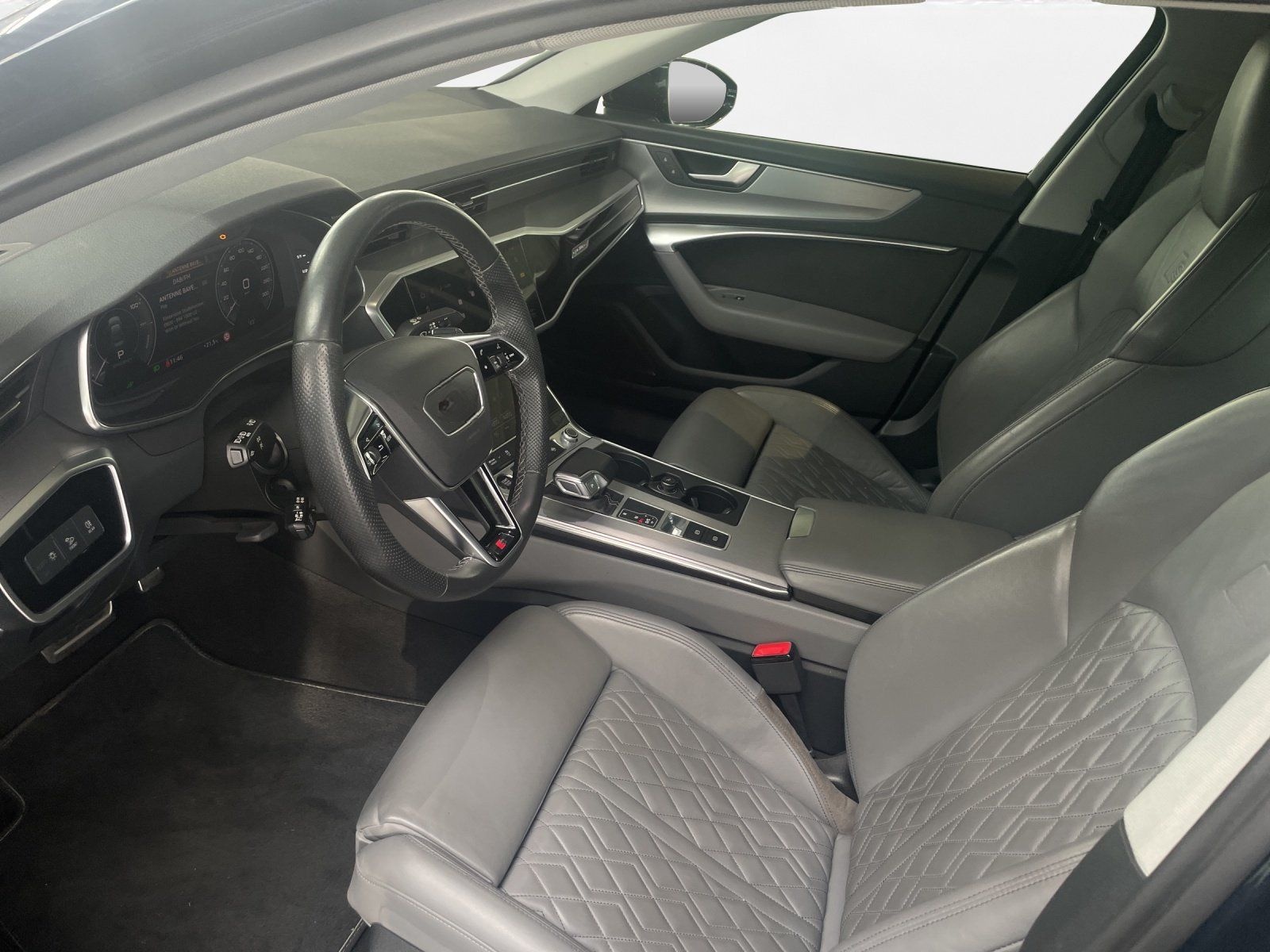 Audi A6 Limousine 55 TFSIe quattro sport S line PANO foto 10