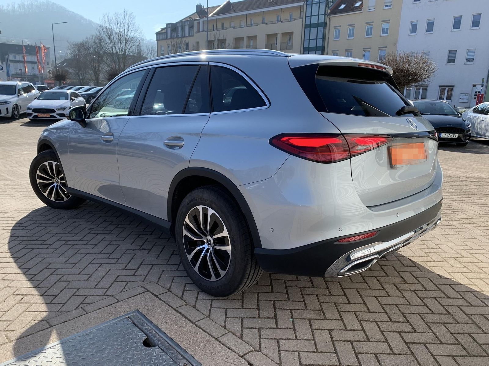 Mercedes-Benz GLC 220 d 4Matic Avantgarde Distronic+Memory+LED foto 8