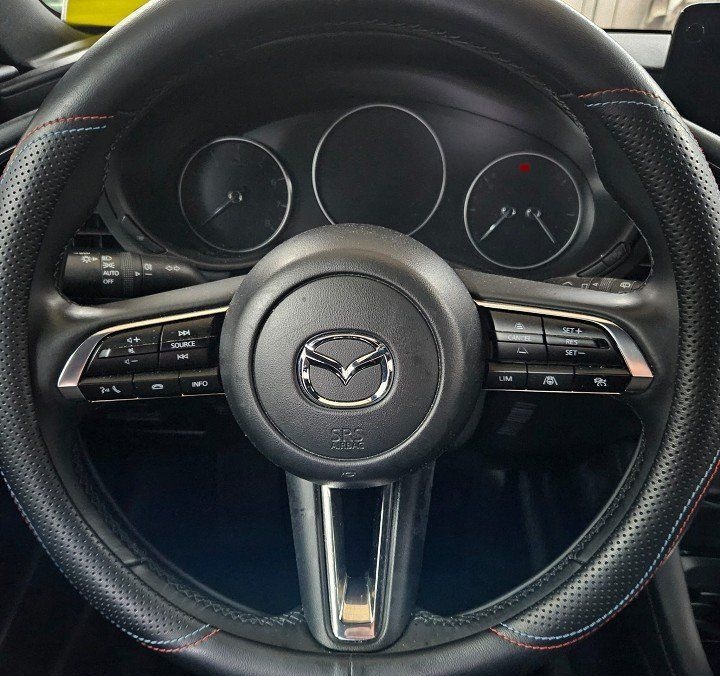 Mazda 3 2.0i Skyactiv Exclusive-Line 6AG,BOSE,360°,SCB foto 8