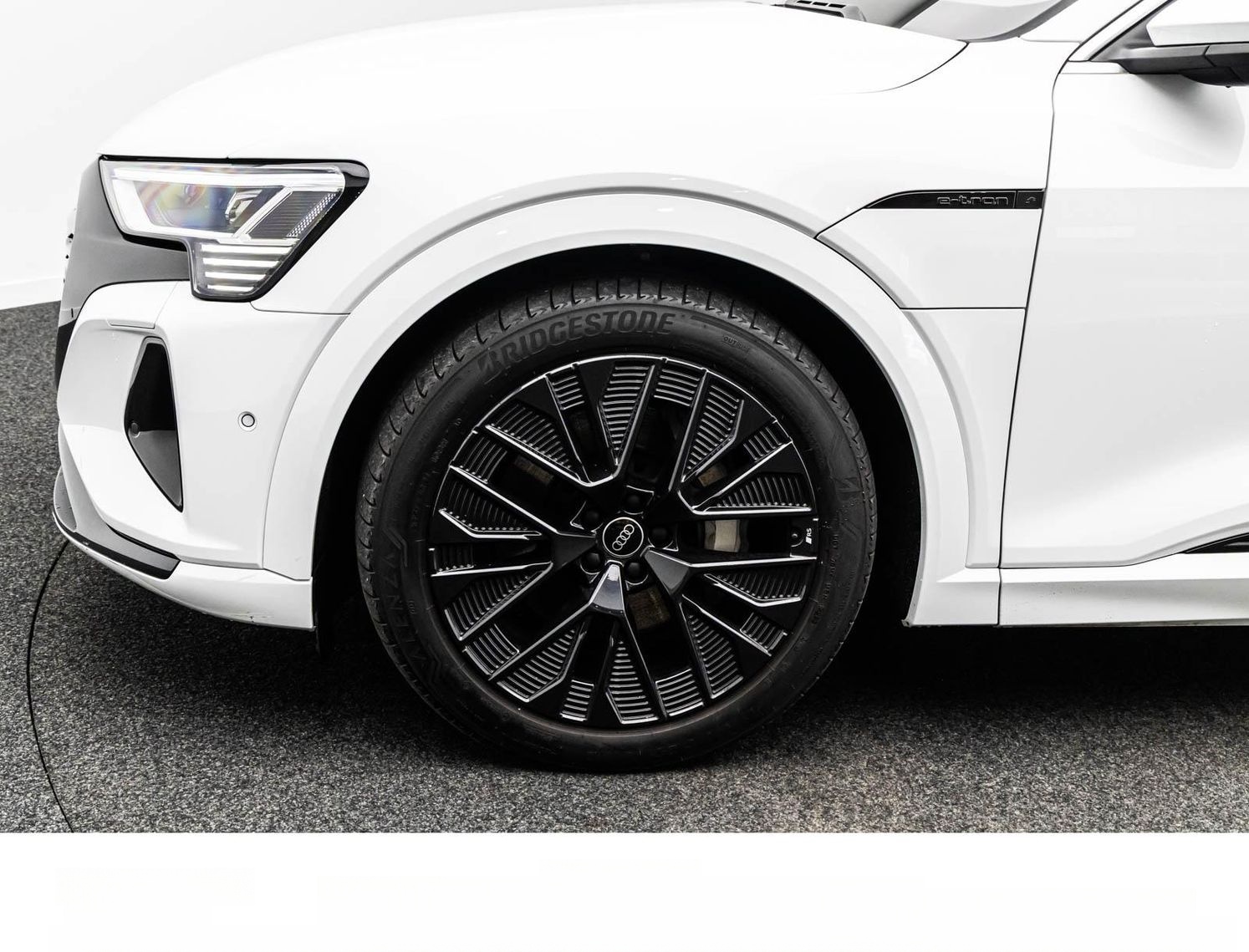 Audi Q8 E-TRON 50 Q S LINE 21Z./MATRIX/ACC/KAM./B&O foto 13