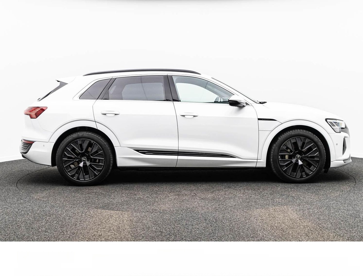 Audi Q8 E-TRON 50 Q S LINE 21Z./MATRIX/ACC/KAM./B&O foto 8
