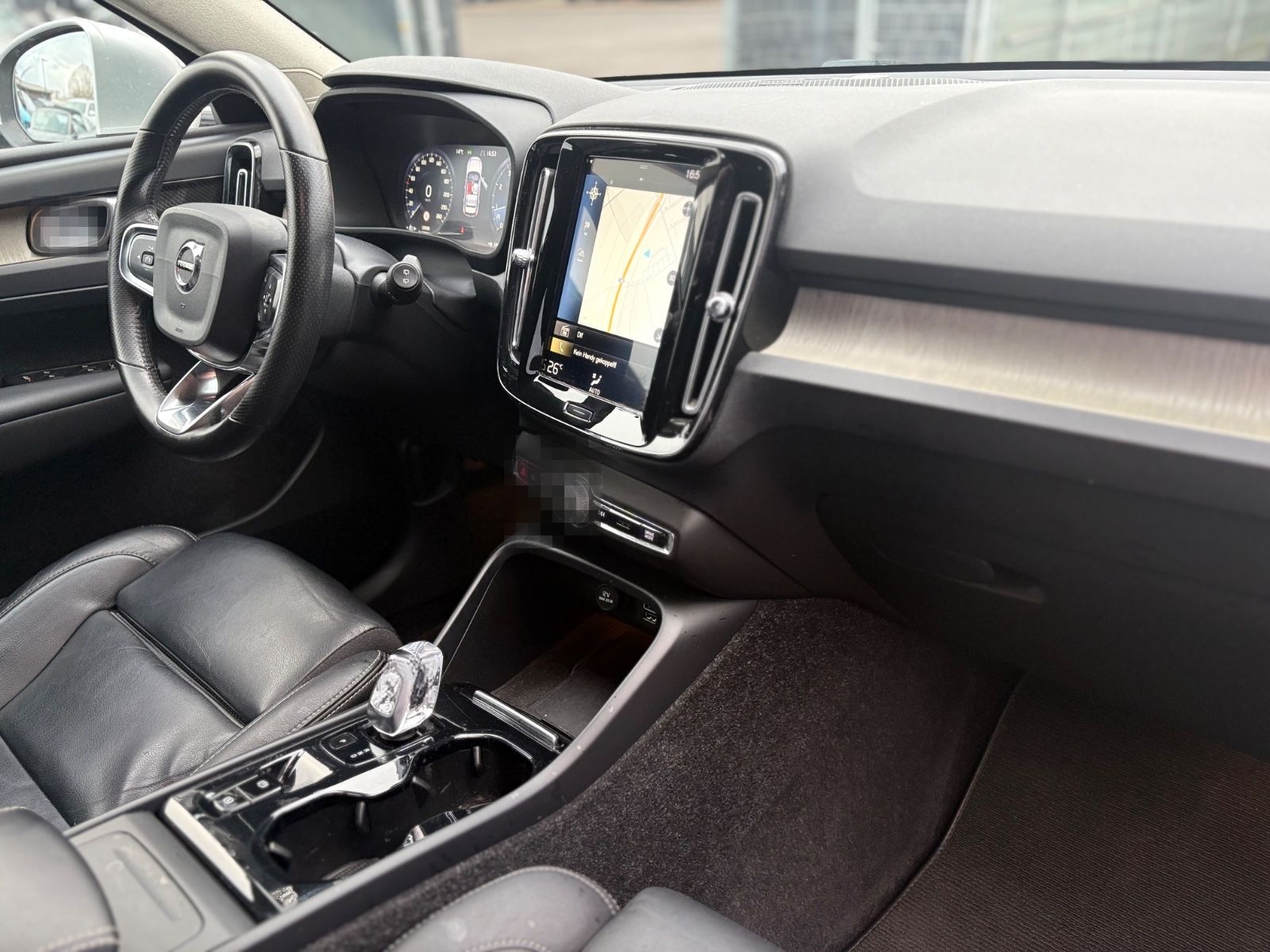 Volvo XC40 INSCRIPTION AWD*AUT*LED*LEDER*KAMERA*2.HD* foto 16