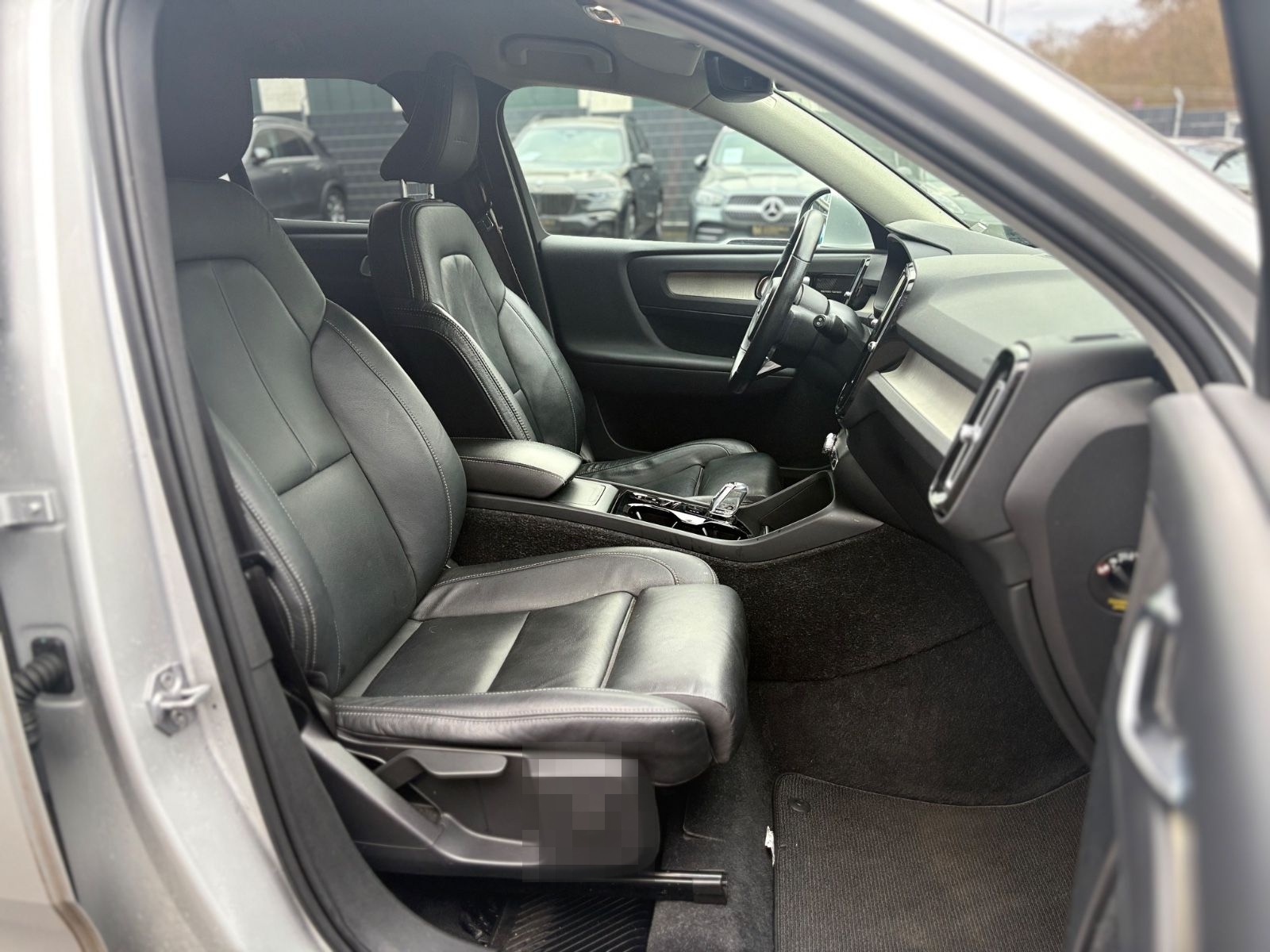 Volvo XC40 INSCRIPTION AWD*AUT*LED*LEDER*KAMERA*2.HD* foto 17