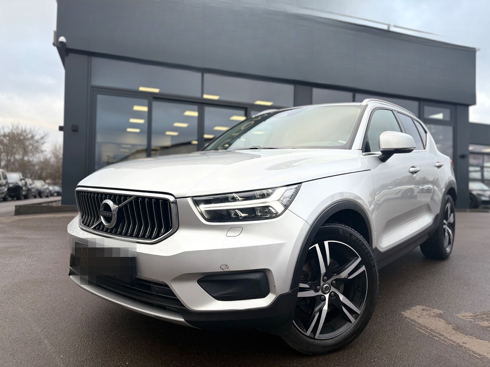 Volvo XC40 INSCRIPTION AWD*AUT*LED*LEDER*KAMERA*2.HD* foto 3