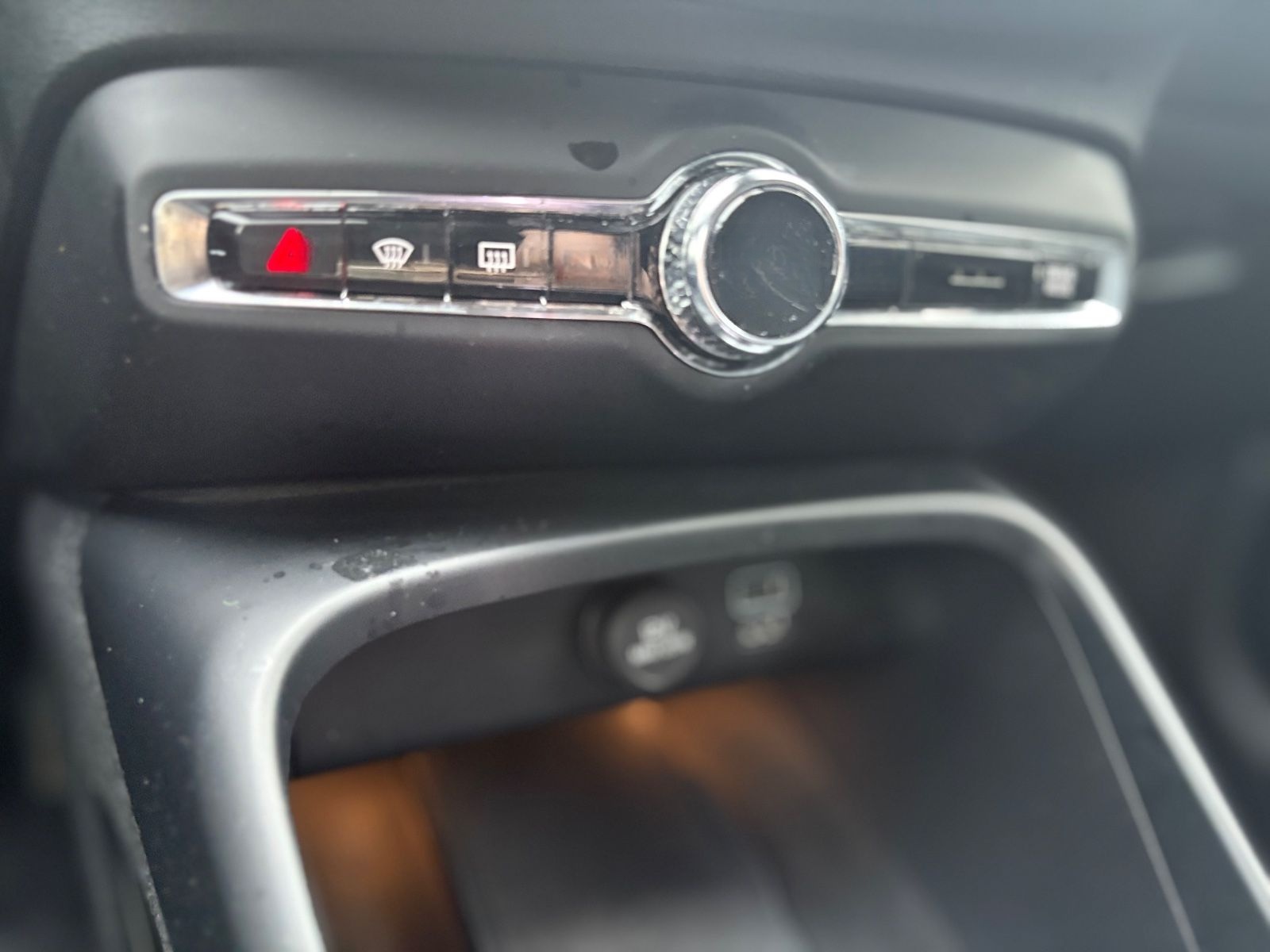 Volvo XC40 INSCRIPTION AWD*AUT*LED*LEDER*KAMERA*2.HD* foto 23