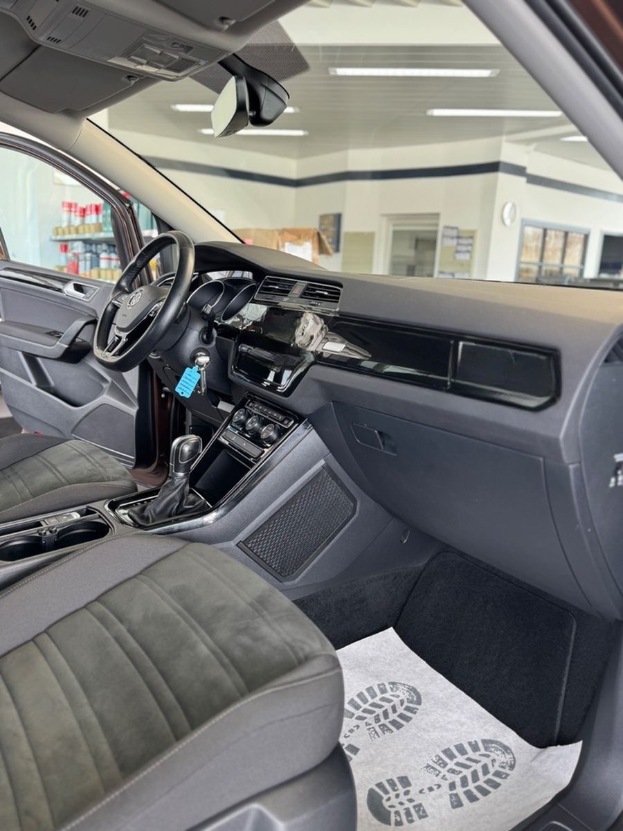 Volkswagen Touran Highline 1.4 TSI *DSG*Navi*PDC`s*LED* foto 11