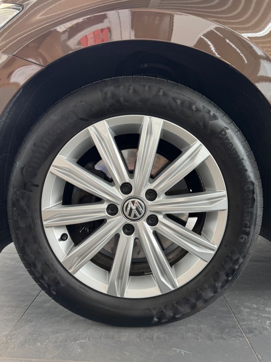 Volkswagen Touran Highline 1.4 TSI *DSG*Navi*PDC`s*LED* foto 27