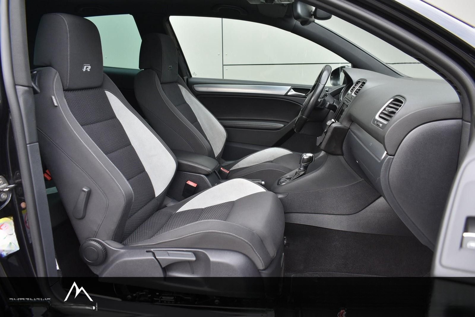 Volkswagen Golf VI R 4MOTION/BRD/1.HAND/DSG/SHD/XENON/NAVI/ foto 16