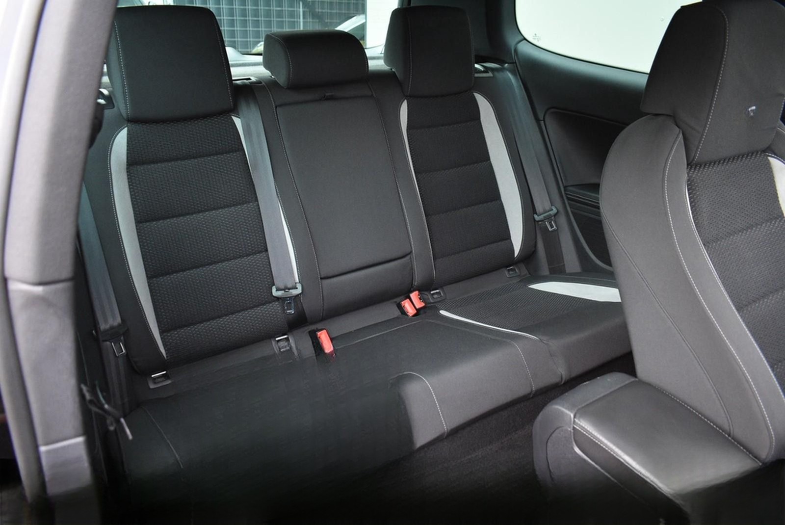Volkswagen Golf VI R 4MOTION/BRD/1.HAND/DSG/SHD/XENON/NAVI/ foto 17