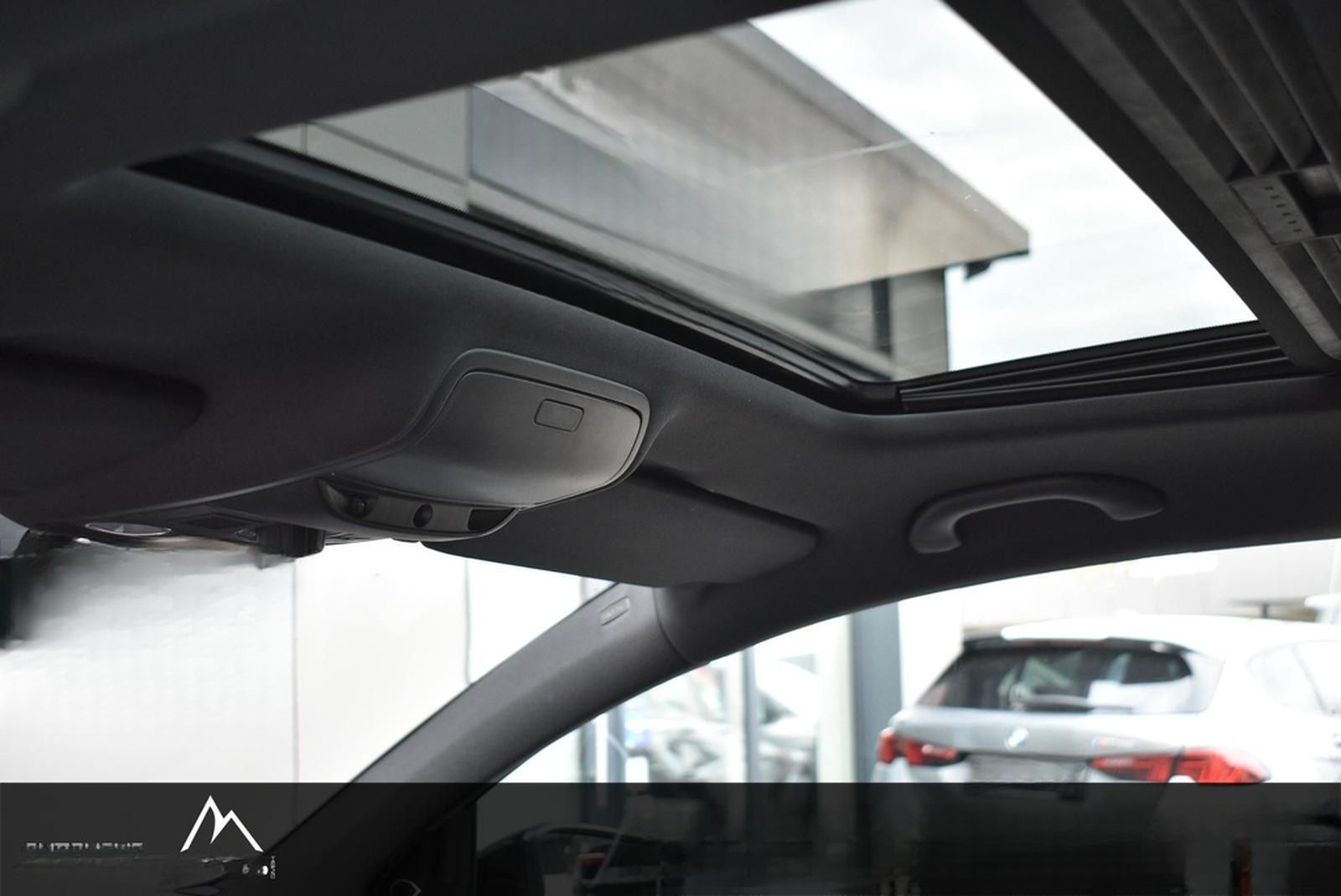 Volkswagen Golf VI R 4MOTION/BRD/1.HAND/DSG/SHD/XENON/NAVI/ foto 28