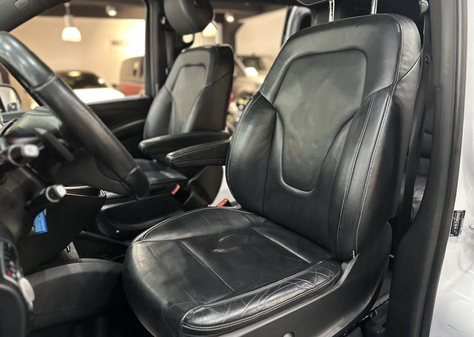 Mercedes-Benz V 250d Lang AMG*PANO*360K*AHK*LEDER*TISCH*BURMES foto 11