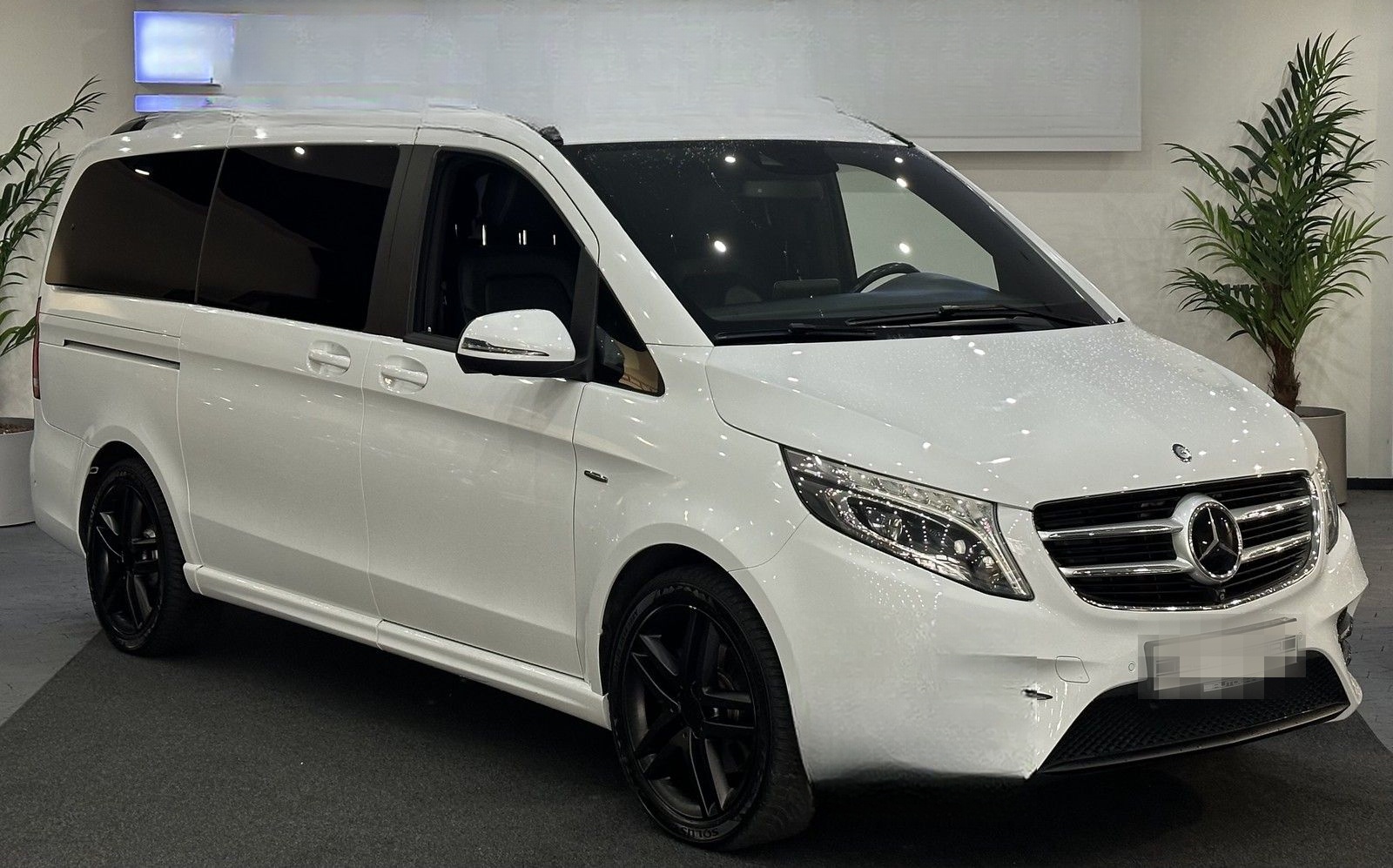 Mercedes-Benz V 250d Lang AMG*PANO*360K*AHK*LEDER*TISCH*BURMES foto 3