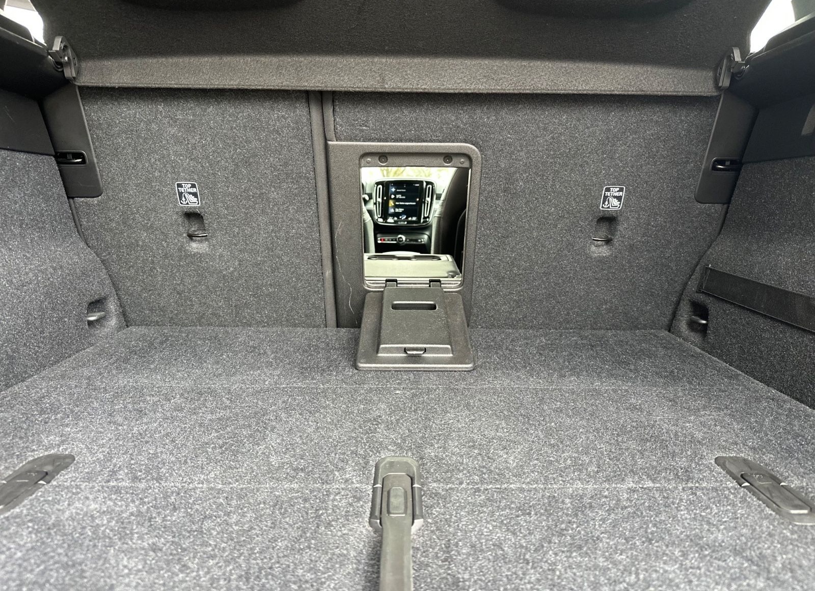 Volvo XC40 Momentum AWD LED HARMAN KARDON NAVI foto 13