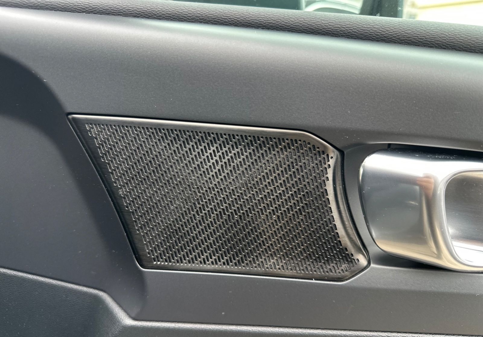 Volvo XC40 Momentum AWD LED HARMAN KARDON NAVI foto 19