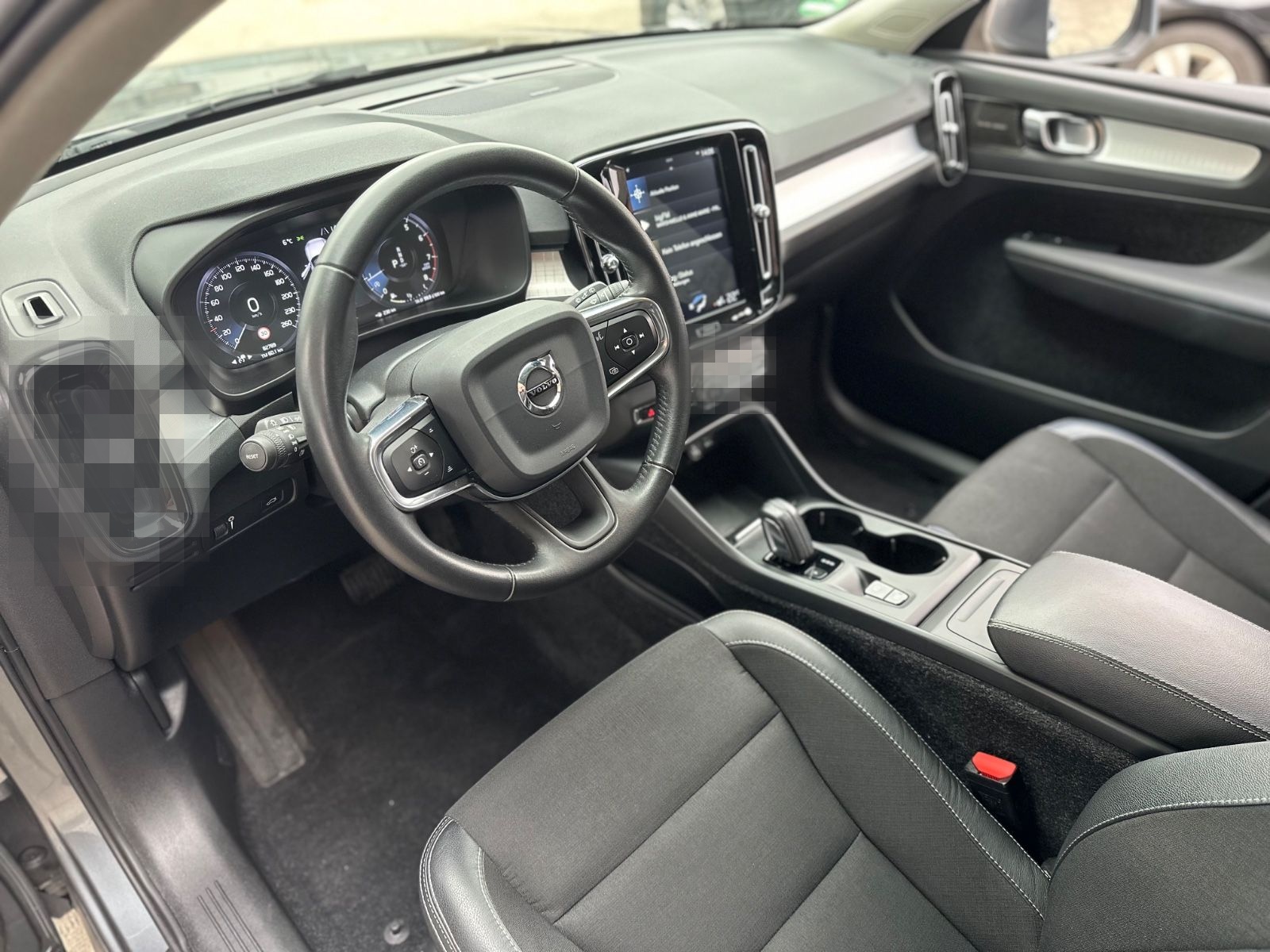 Volvo XC40 Momentum AWD LED HARMAN KARDON NAVI foto 21