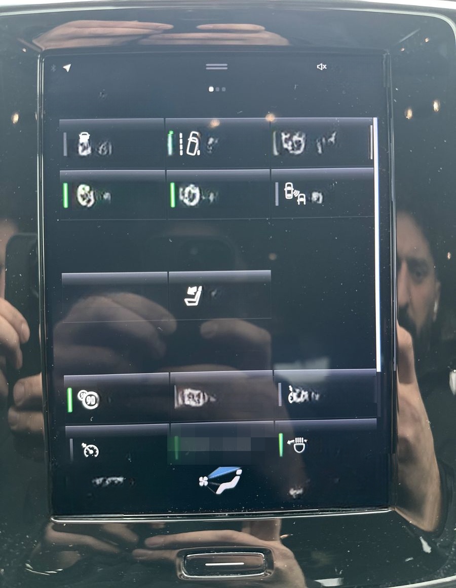 Volvo XC40 Momentum AWD LED HARMAN KARDON NAVI foto 25