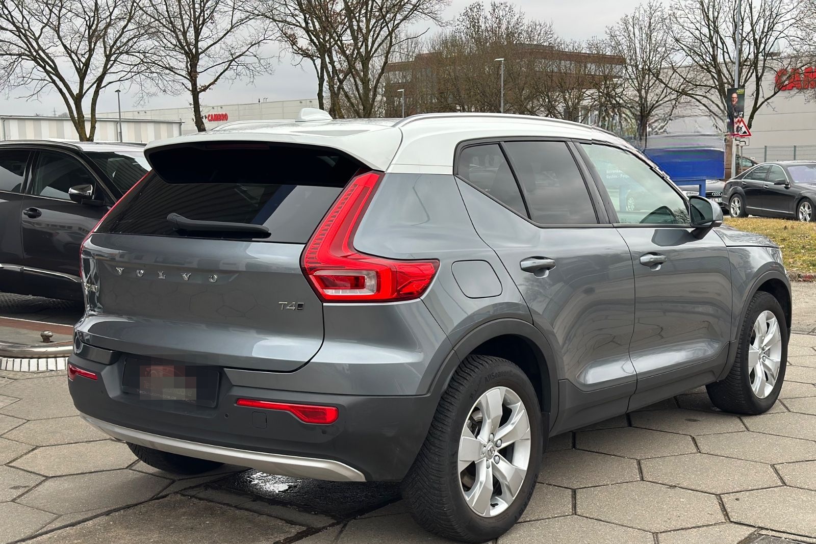 Volvo XC40 Momentum AWD LED HARMAN KARDON NAVI foto 7