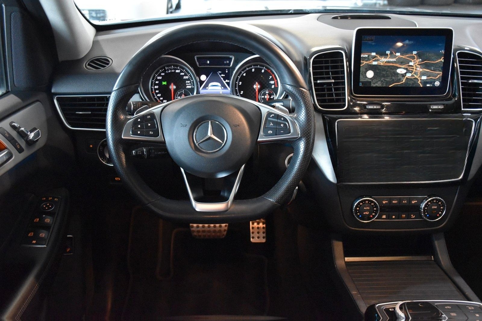 Mercedes-Benz GLE 400 4Matic 7G AMG LINE INT"DISTRONIC"ESD"LED foto 14