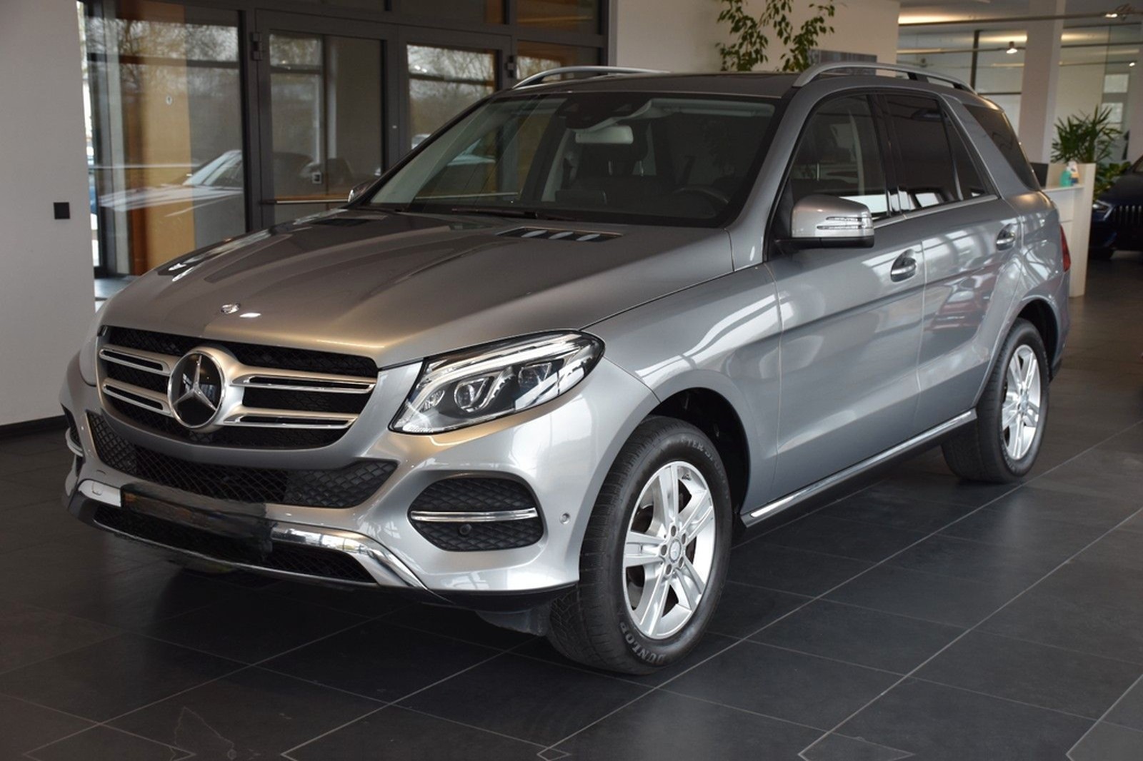 Mercedes-Benz GLE 400 4Matic 7G AMG LINE INT"DISTRONIC"ESD"LED foto 42