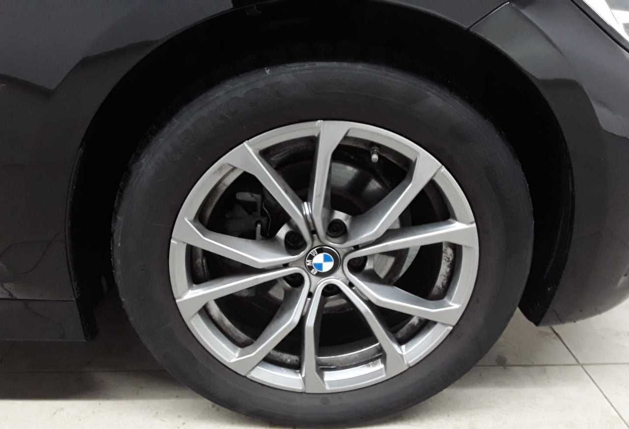 BMW 318d Touring Sport Line Navi SHZ LED foto 13