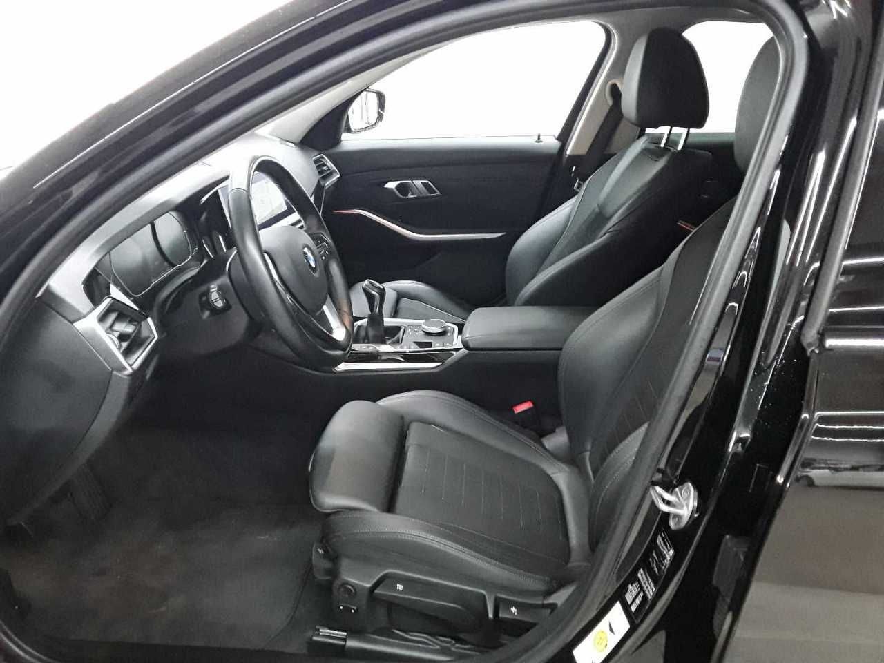 BMW 318d Touring Sport Line Navi SHZ LED foto 3