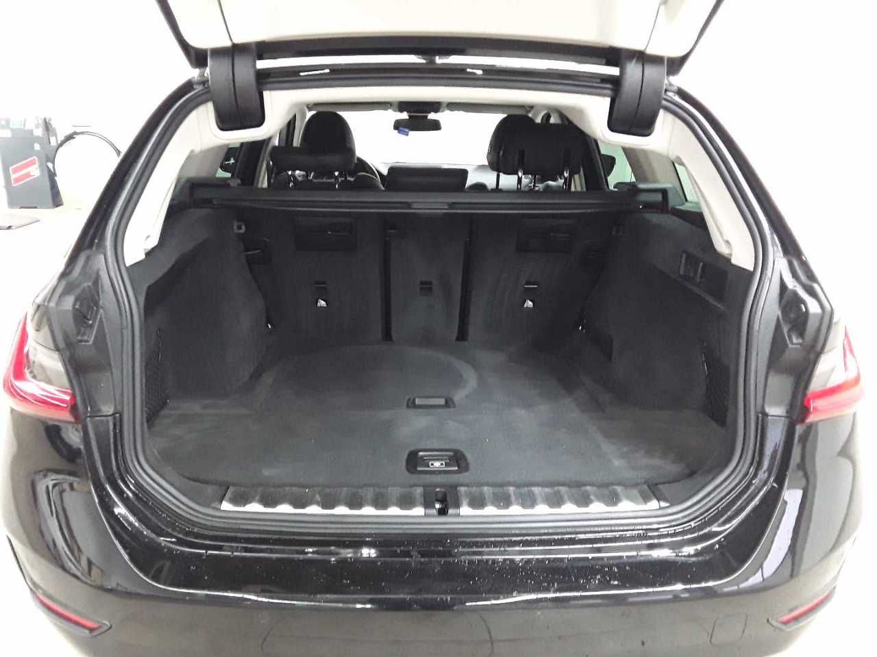 BMW 318d Touring Sport Line Navi SHZ LED foto 8