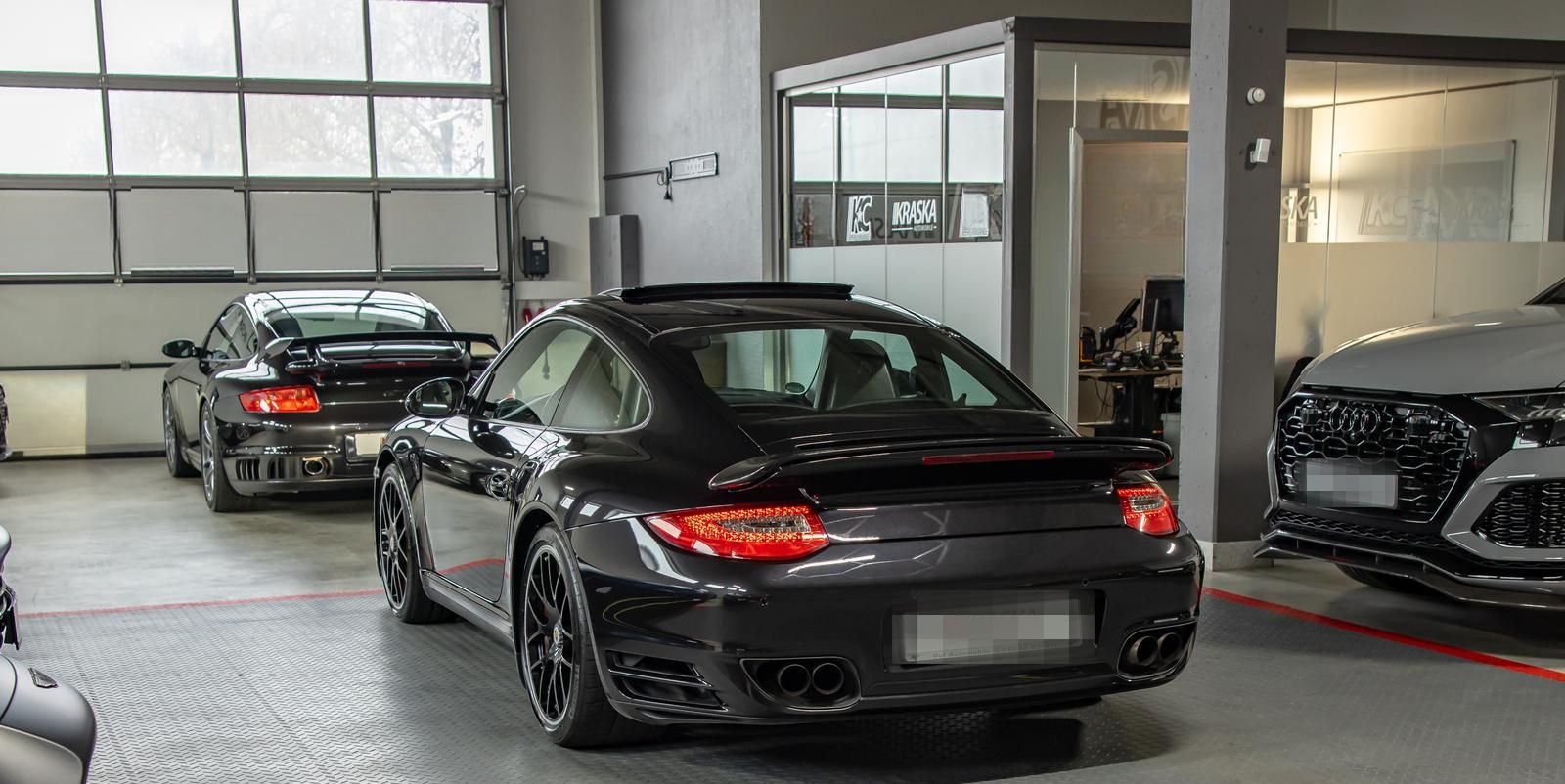 Porsche 911 Turbo Coupe PDK GRA 19" BOSE 1. Hand RUF foto 12