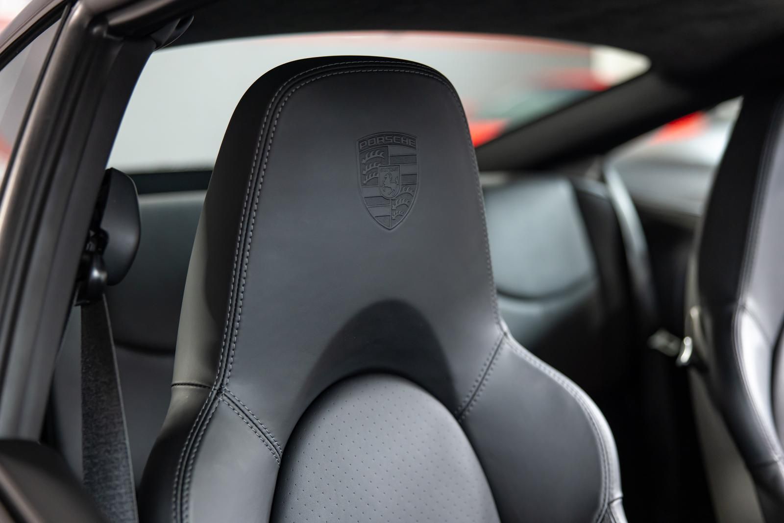 Porsche 911 Turbo Coupe PDK GRA 19" BOSE 1. Hand RUF foto 18