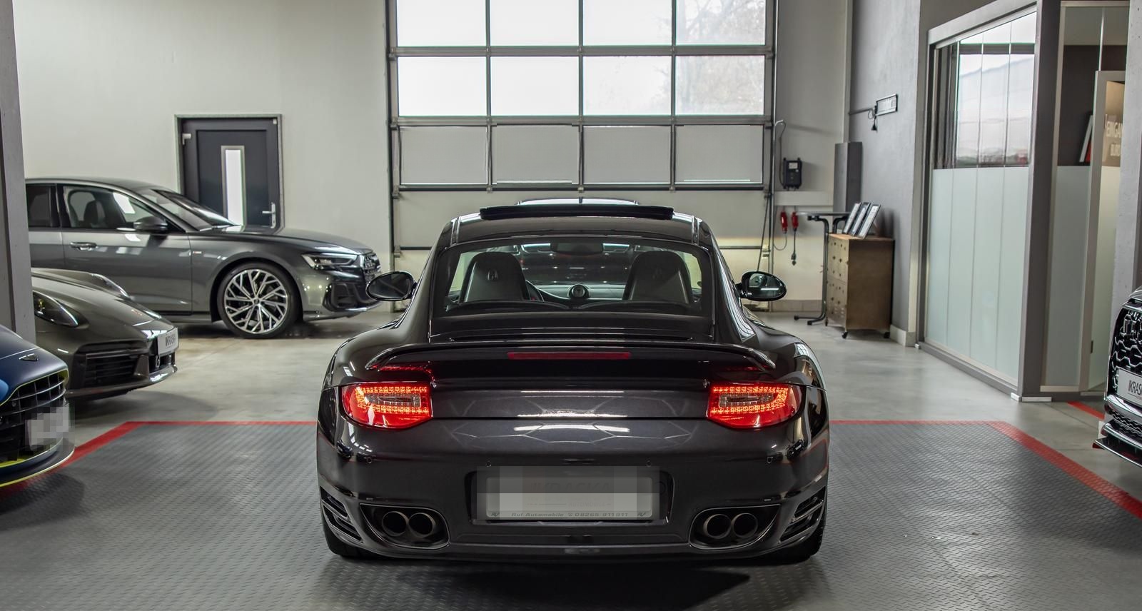 Porsche 911 Turbo Coupe PDK GRA 19" BOSE 1. Hand RUF foto 10