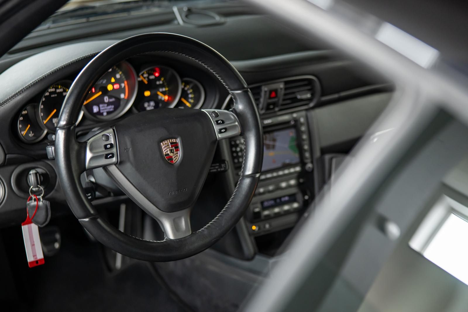 Porsche 911 3.6 Turbo GT2 PDC BOSE KERAMIK VOLL-LEDER foto 15