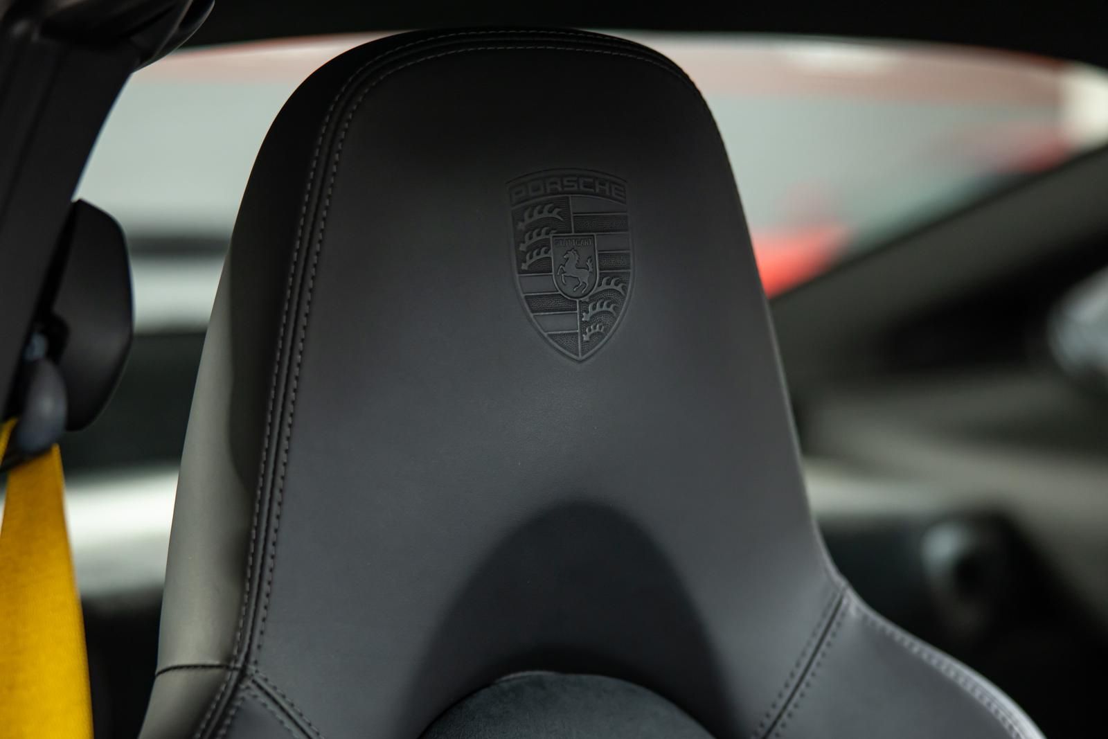 Porsche 911 3.6 Turbo GT2 PDC BOSE KERAMIK VOLL-LEDER foto 18