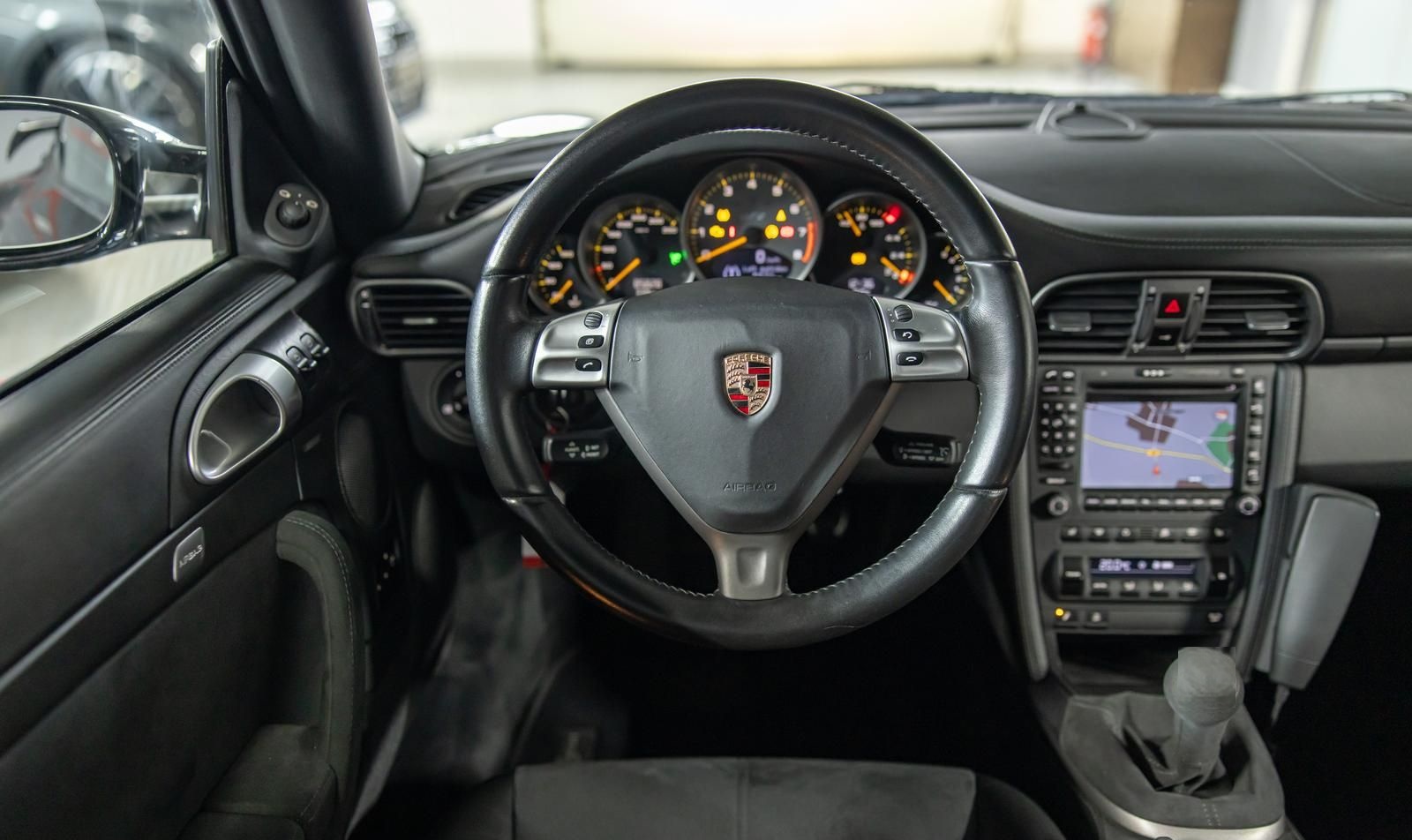 Porsche 911 3.6 Turbo GT2 PDC BOSE KERAMIK VOLL-LEDER foto 19