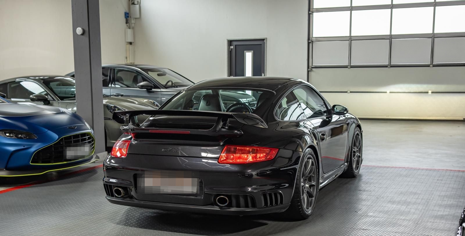 Porsche 911 3.6 Turbo GT2 PDC BOSE KERAMIK VOLL-LEDER foto 9