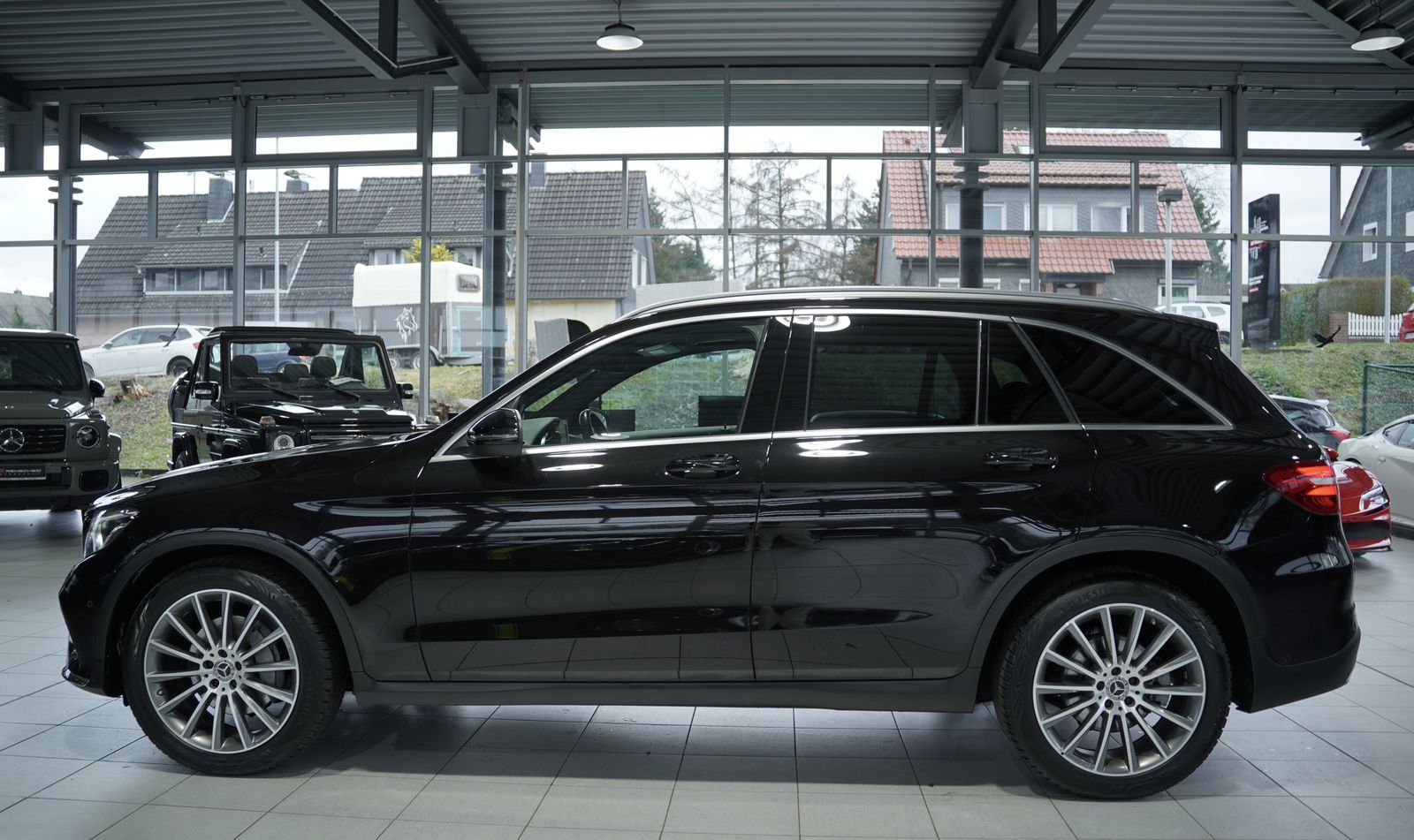 Mercedes-Benz GLC 250 4M AMG Line *20 *Pano *AHK *Navi *KeyGo foto 9