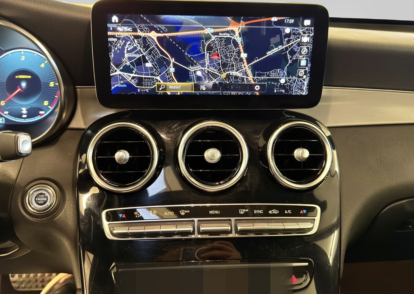 Mercedes-Benz GLC 400 D*AMG LINE*4MATIC*PANORAMA*LED*1.HAND*1A foto 19