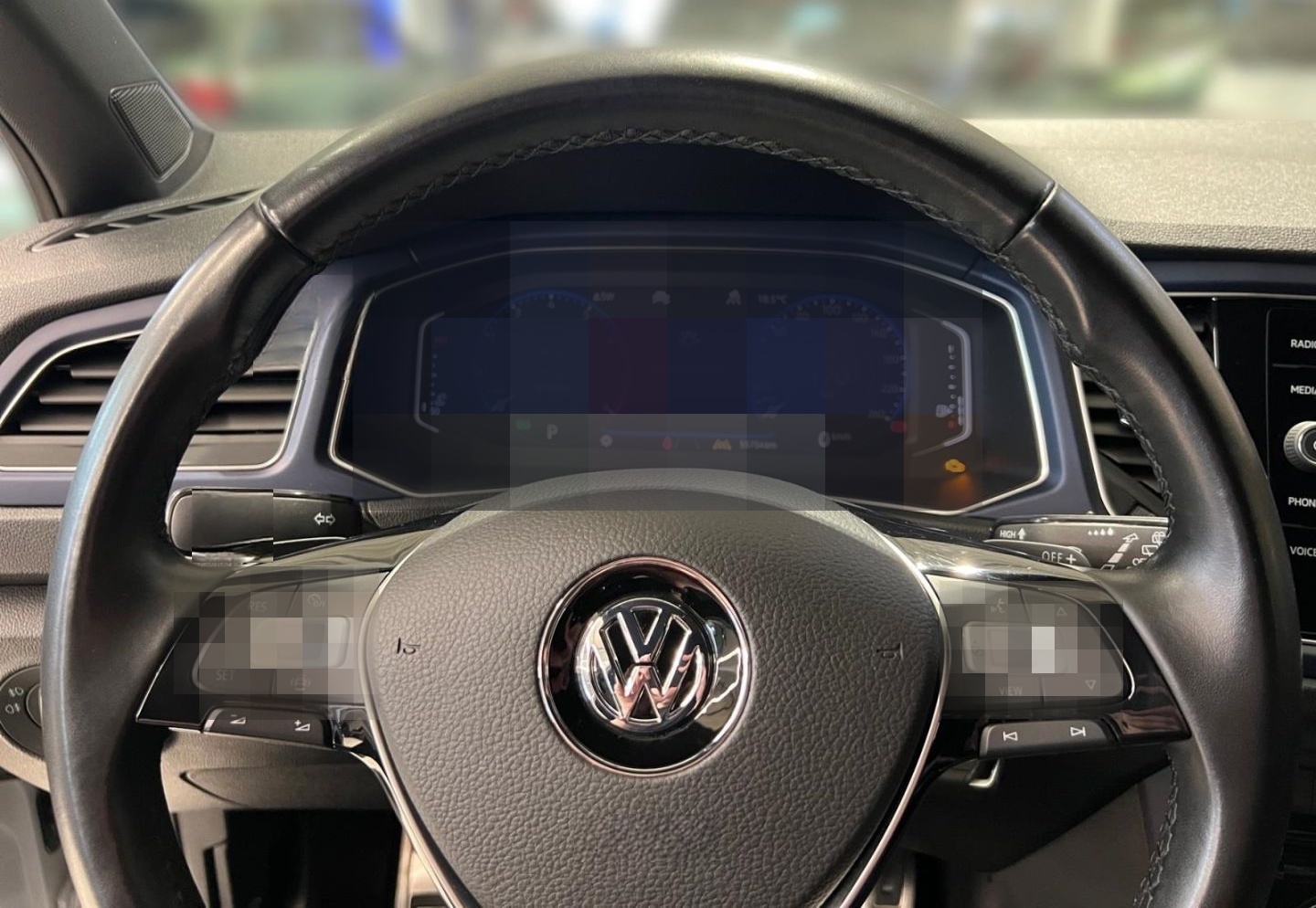 Volkswagen T-Roc 1.5 TSI United DSG AHK Dachreling DPCv+h L foto 8