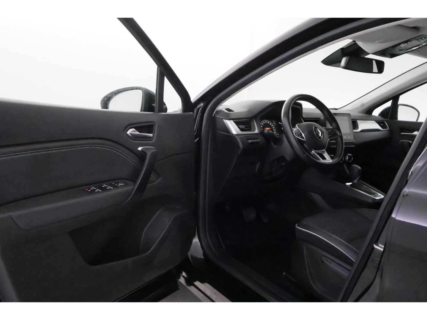 Renault Captur II 1.3TCe 140 Aut.Techno+LED+KAMERA+NAVI foto 14