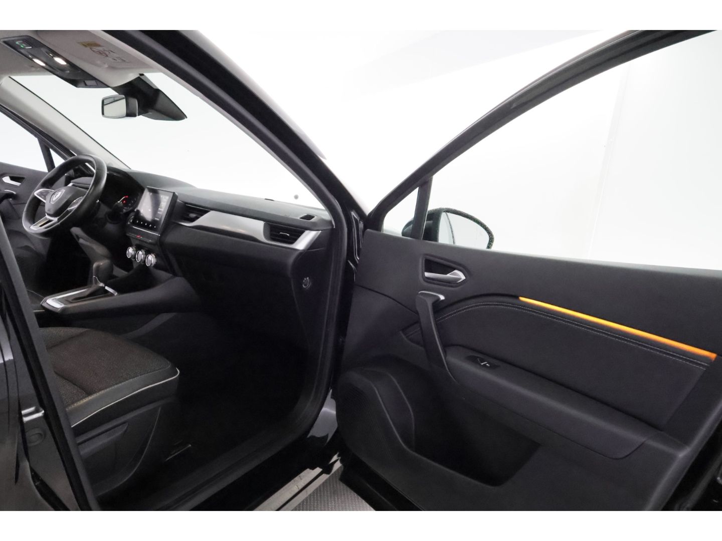 Renault Captur II 1.3TCe 140 Aut.Techno+LED+KAMERA+NAVI foto 21