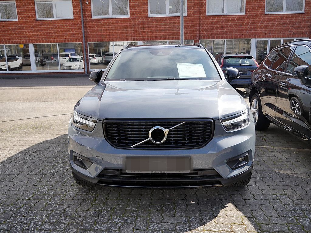 Volvo XC40 T3 R Design foto 2