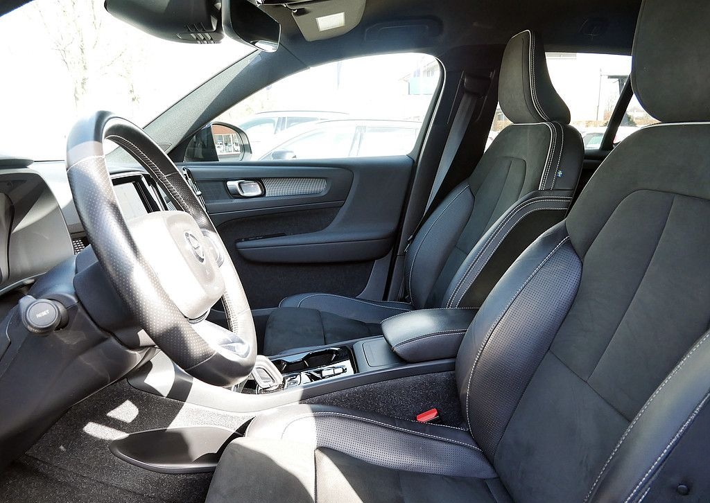 Volvo XC40 T3 R Design foto 19