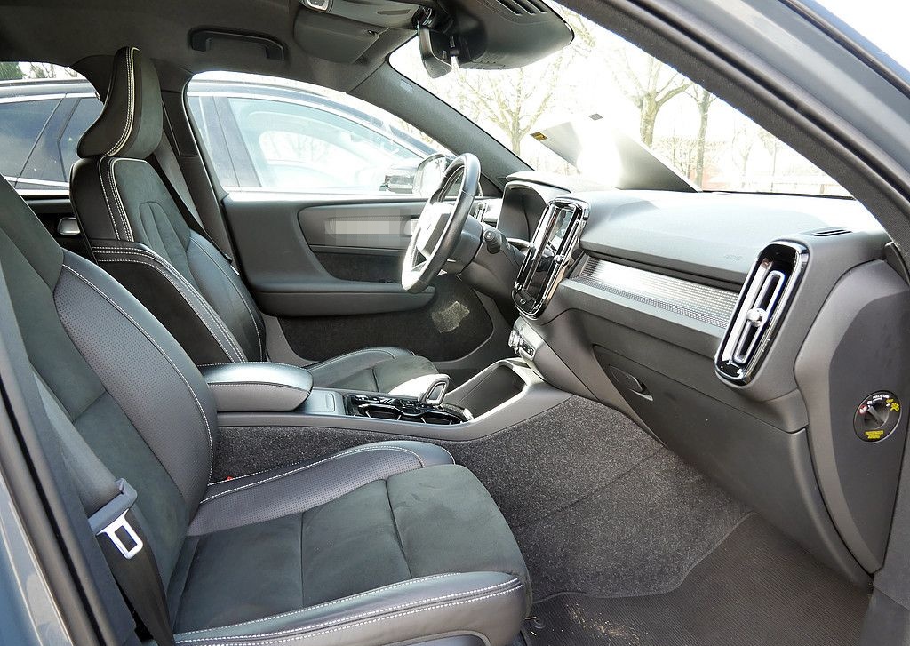 Volvo XC40 T3 R Design foto 8