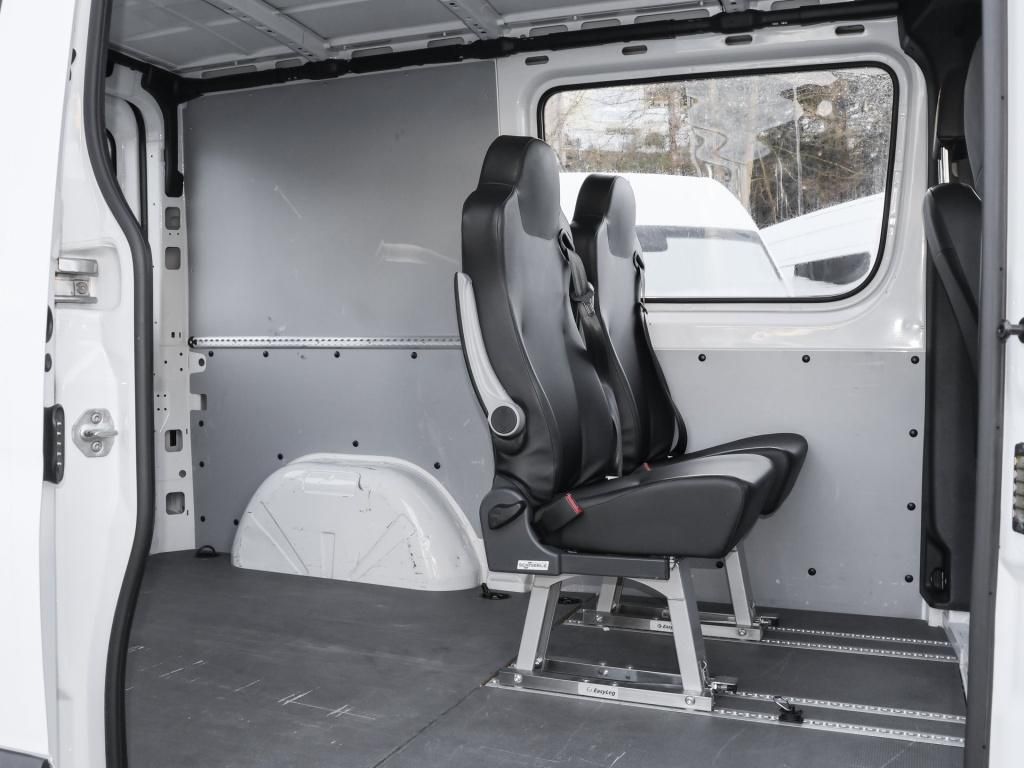 Mercedes-Benz Sprinter 211 Kasten/L1H1/AHK/360°/4Sitzer foto 5