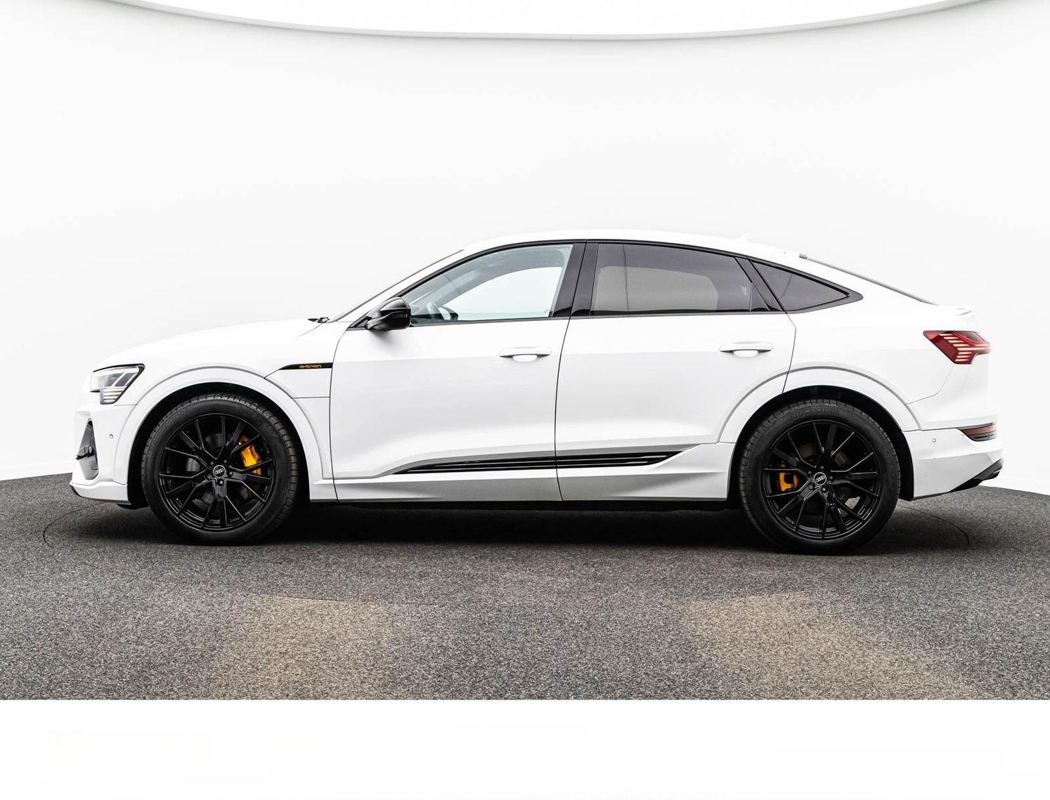 Audi E-TRON SPORTBACK 55 2x S LINE BLACK EDITION/PANO foto 12
