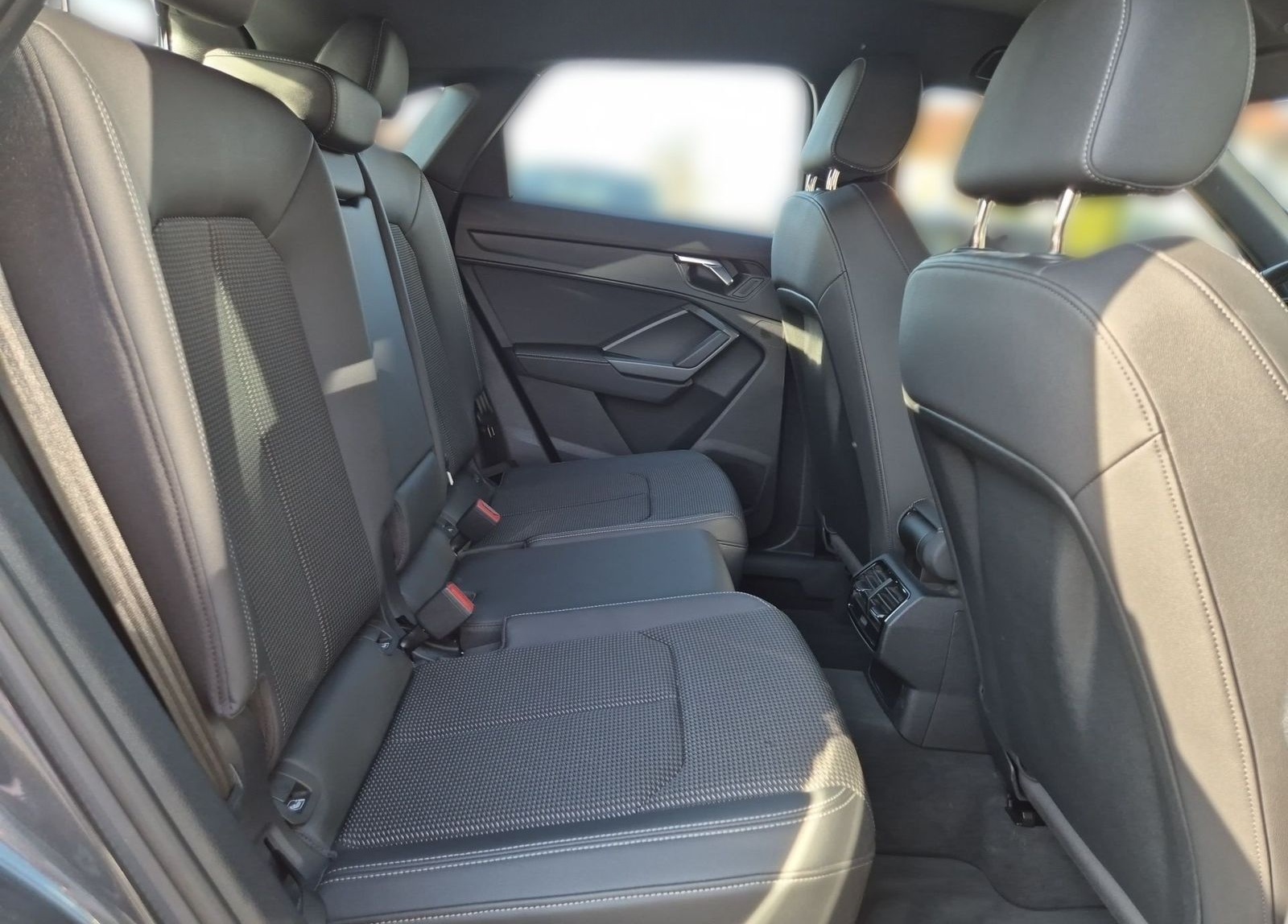 Audi Q3 Sportback 35 TDI AHK LED S line 2xKlima ACC foto 11