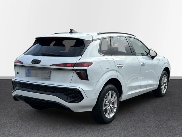 Audi Q3 SUV e-hybrid S tronic foto 4