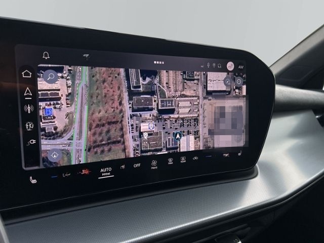 Audi Q3 SUV e-hybrid S tronic foto 10