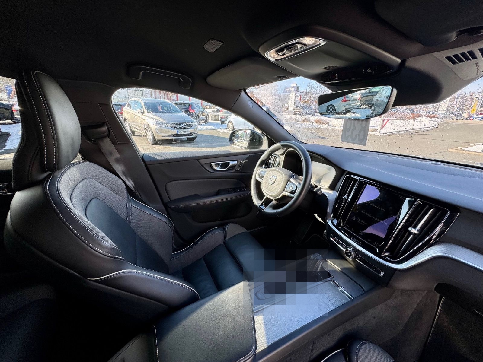 Volvo V60 B4 Diesel Kombi R-Design 8-Gang foto 15